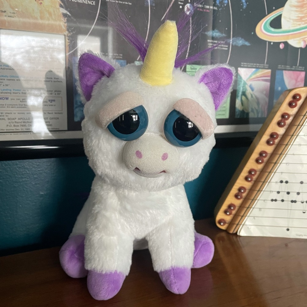 Feisty Pets Glenda Glitterpoop Unicorn